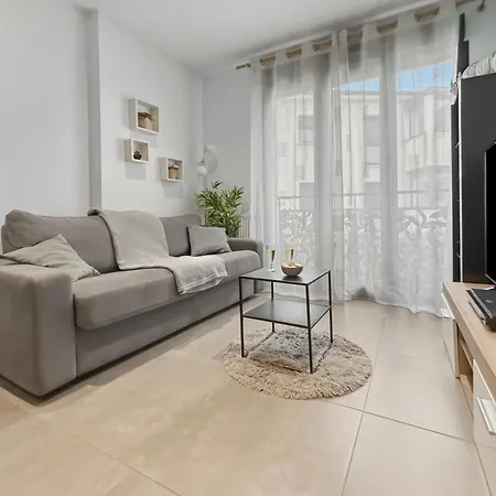 Appartement T2 Elegant, Design Inspirant Et Confort Optimal *