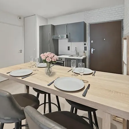 Appartement T2 Elegant, Design Inspirant Et Confort Optimal Gournay-Sur-Marne